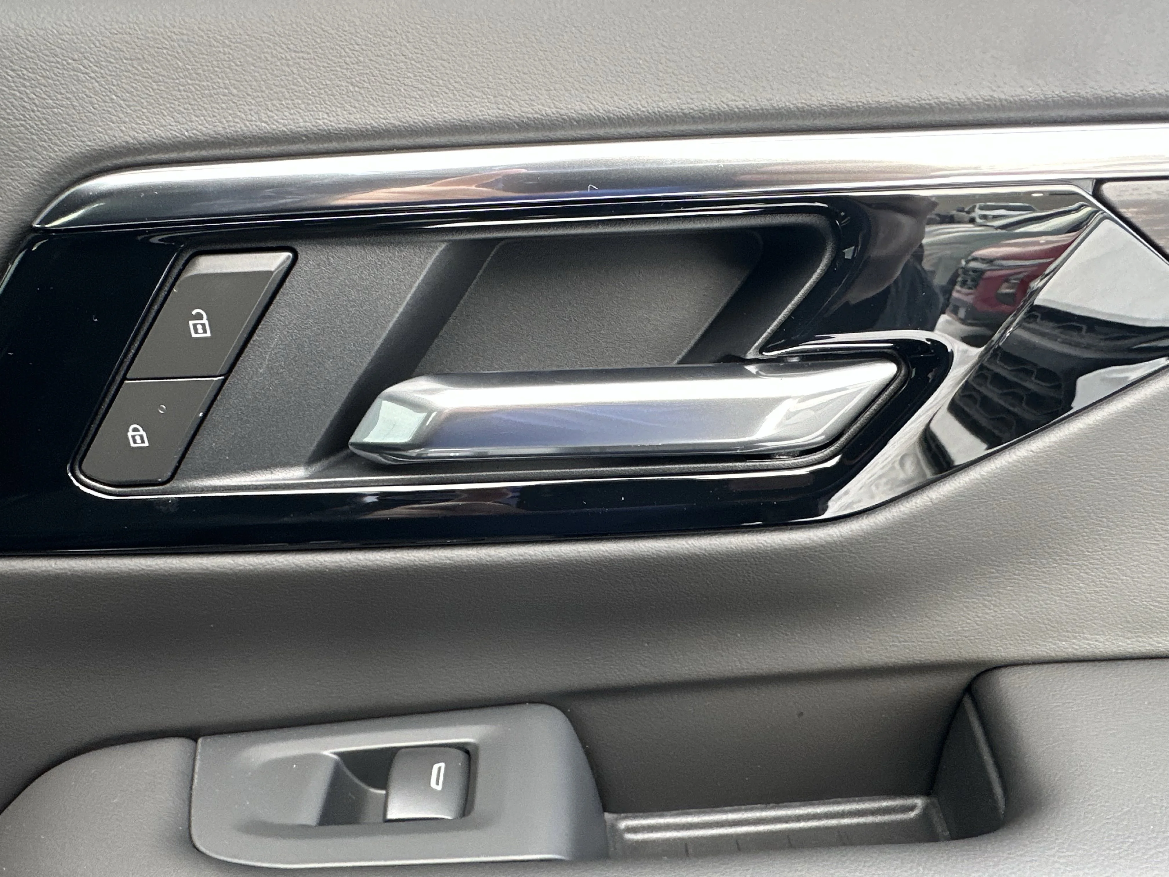 New 2026 Summit White Chevrolet LT image 20