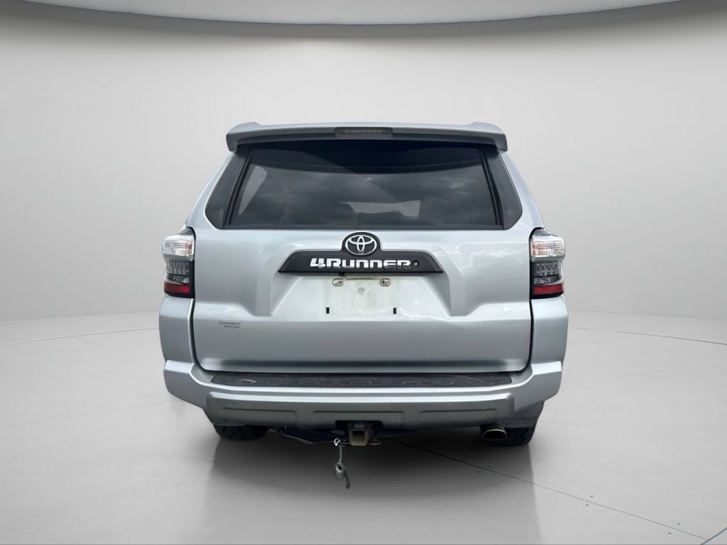 Used 2016 Classic Silver Metallic Toyota Trail image 6