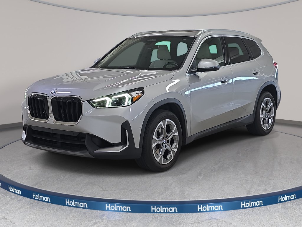 Certified Used 2023 Space Silver Metallic BMW xDrive28i image 1