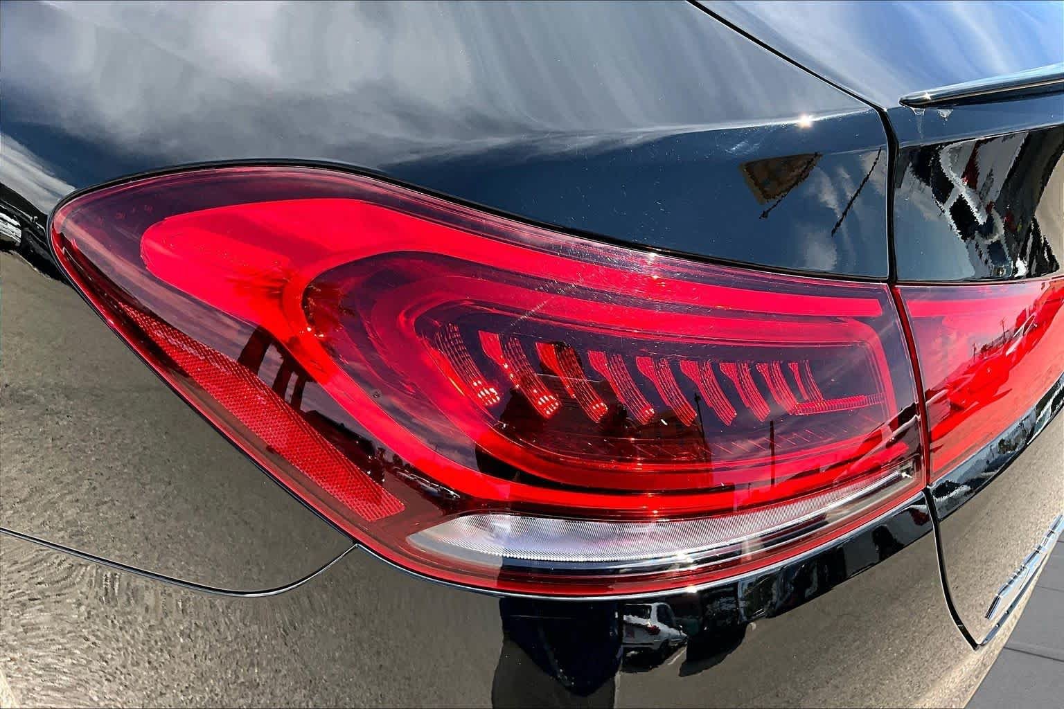 Used 2023 Black Mercedes-Benz AMG® GLE 53 image 27