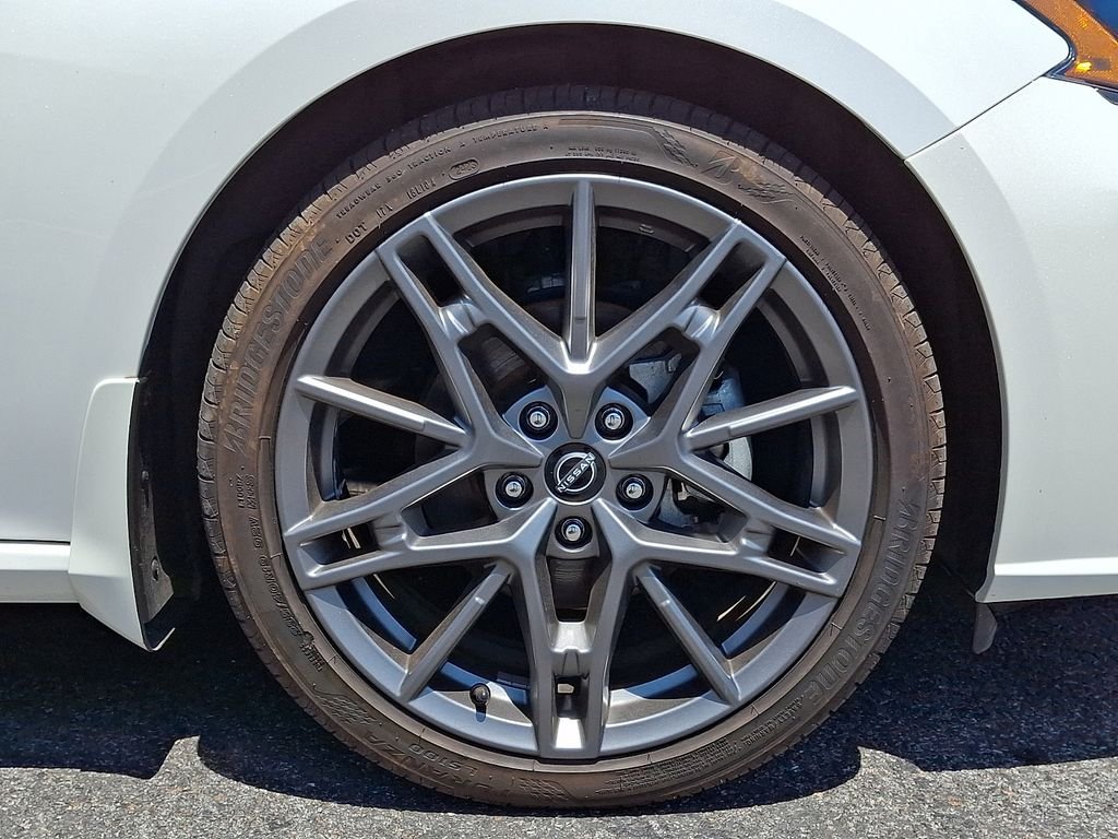 Used 2024 White Nissan 2.0 SR image 8