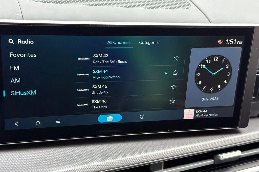 New 2026 Green Hyundai SEL AWD image 15