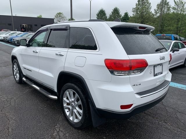 Used 2017 White Jeep Limited image 3