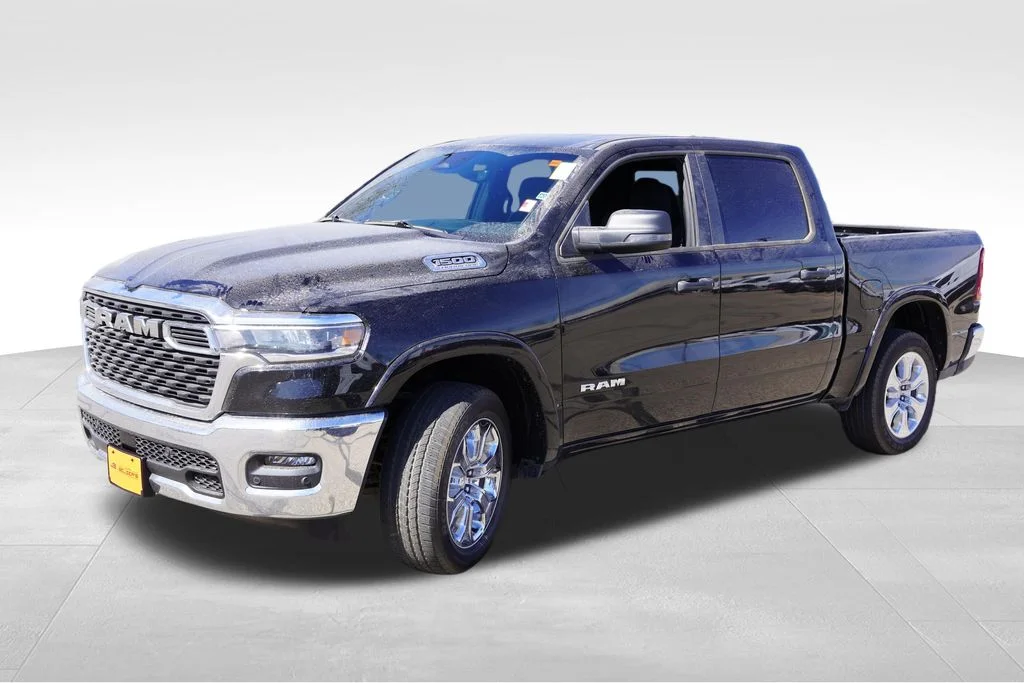 New 2026 Diamond Black Crystal Pearl-Coat Exterior Paint RAM Big Horn image 7