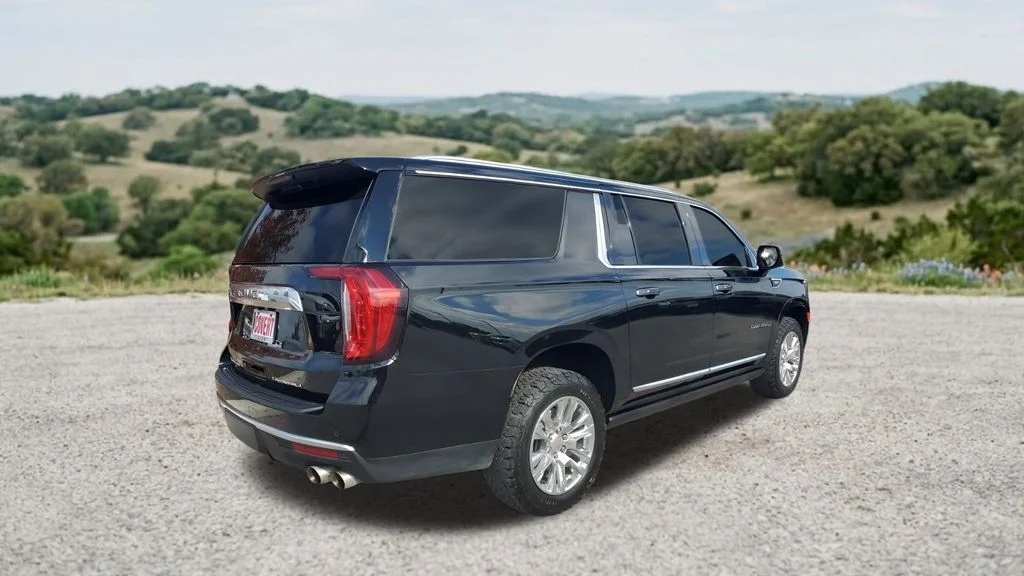 Used 2023 Black GMC Denali image 10