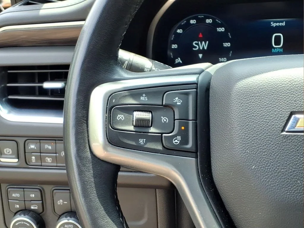 Used 2022 Gray Chevrolet LT image 13