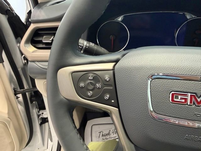 Used 2023 White Frost Tricoat GMC Denali image 38