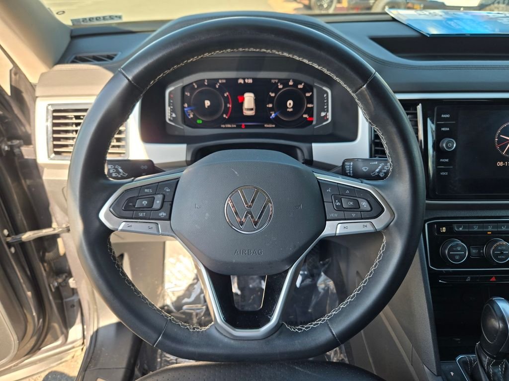 Used 2022 Gray Volkswagen 3.6L V6 SE w/Technology image 20
