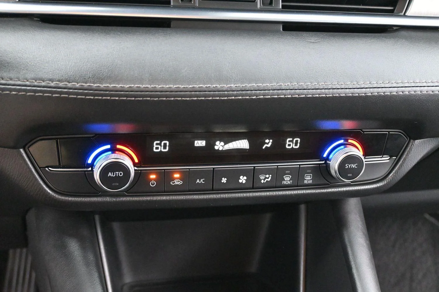 Used 2018 Snowflake White Pearl Mica Mazda Sport image 21