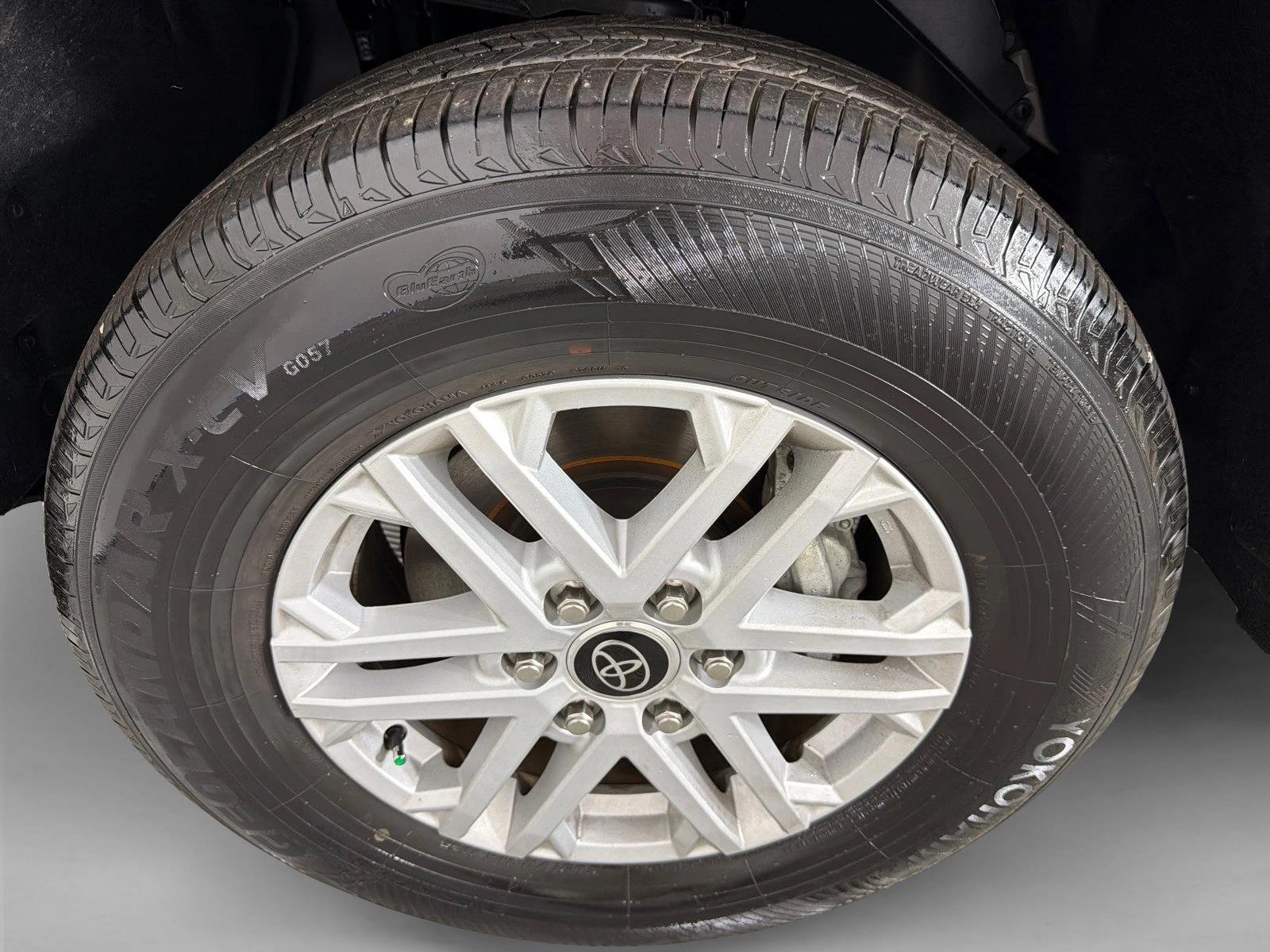 Used 2023 Silver Toyota SR5 image 11