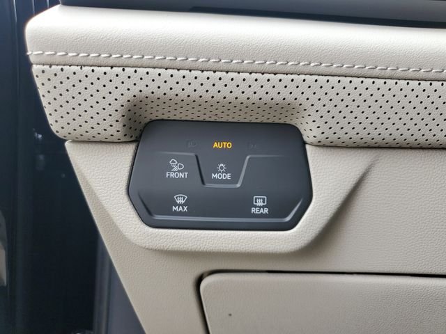 New 2026 Black Volkswagen 2.0T SE image 28