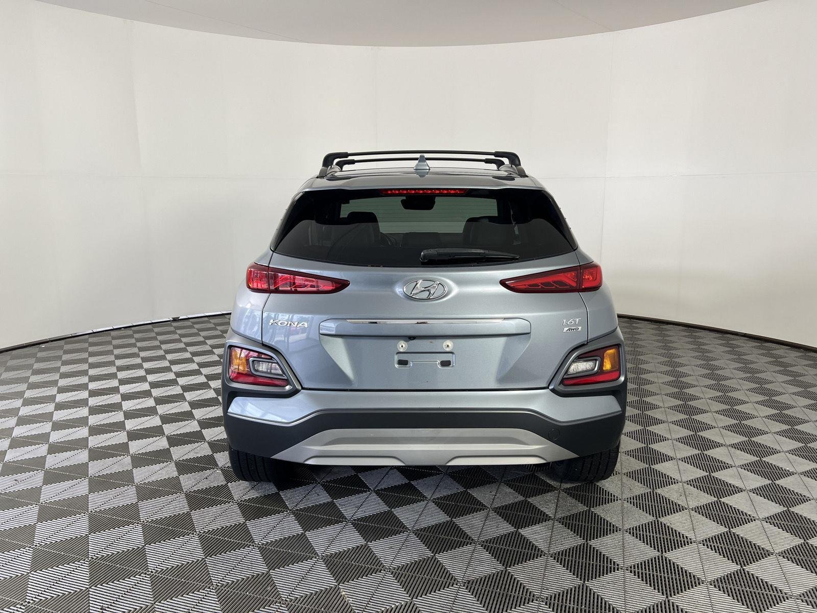 Used 2020 Sonic Silver Hyundai Limited image 19