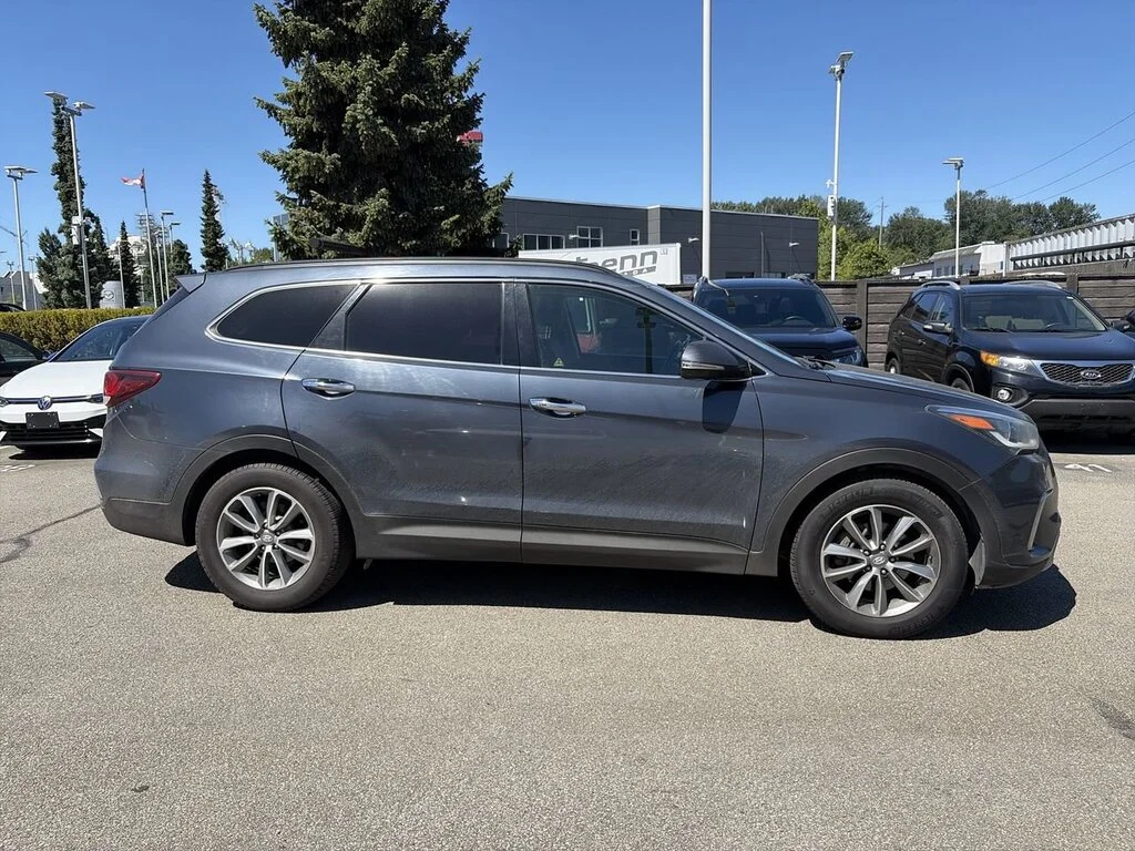Used 2019 Iron Frost Hyundai AWD Essential Dilawri Certified   Local BC   Great image 16