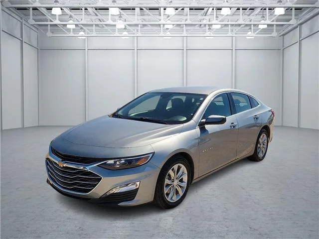 Used 2025 Gray Chevrolet 1LT image 1
