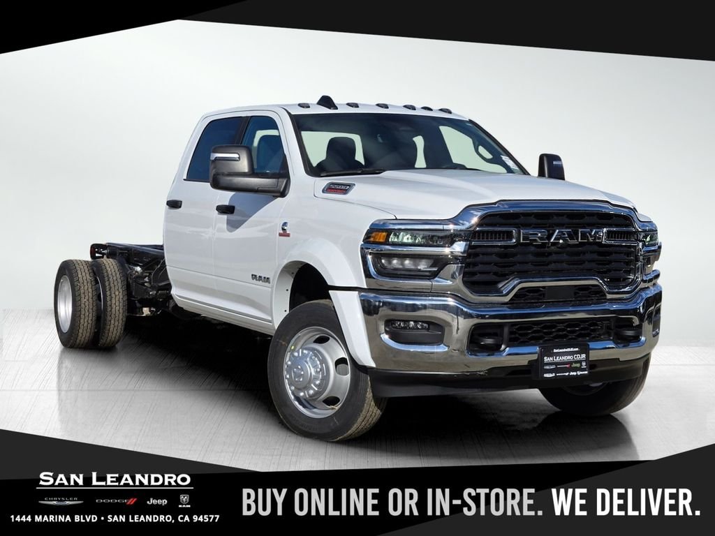 2026 RAM 5500 Big Horn 4X4 Crew Cab DRW 197" WB's photo