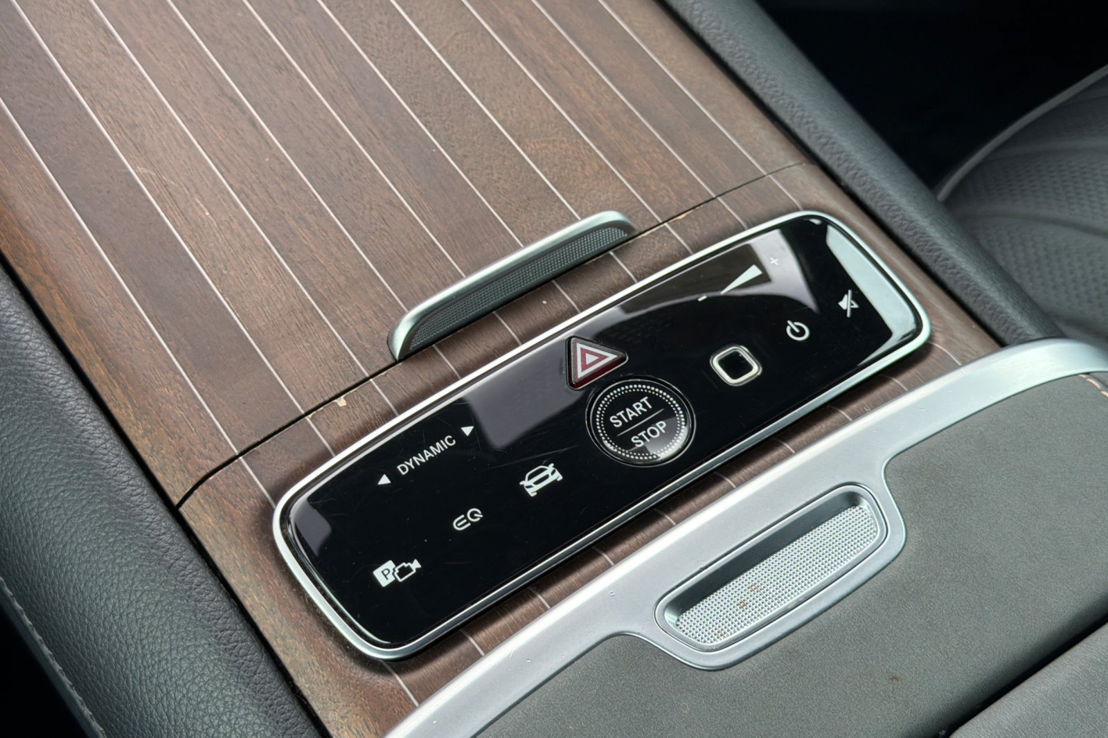 Certified Used 2023 Gray Mercedes-Benz 580 image 23