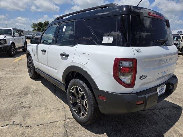 New 2026 Oxford White Ford Outer Banks® image 3