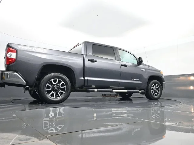 Used 2017 Magnetic Gray Metallic Toyota SR5 image 24