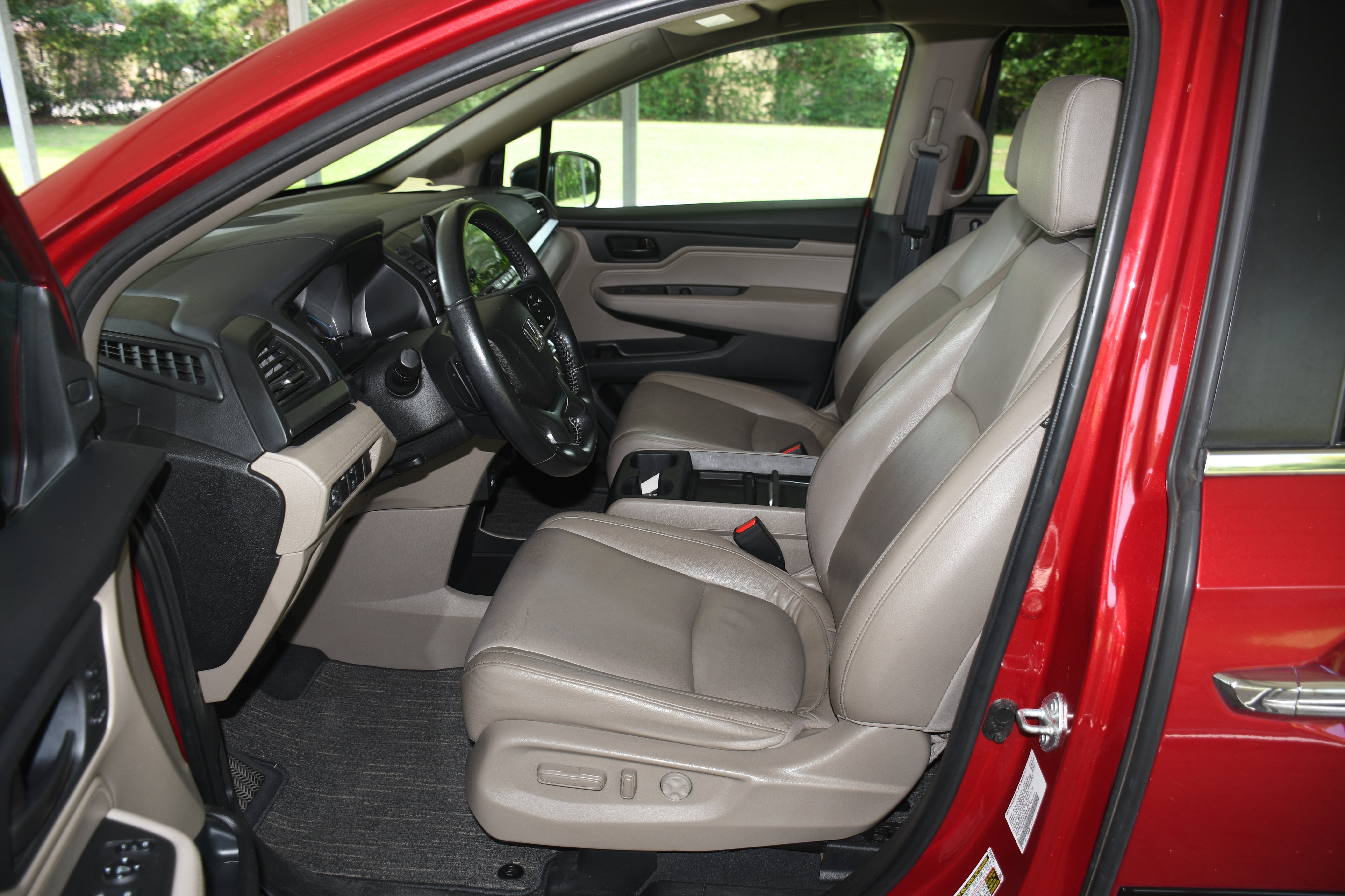 Used 2022  Honda EX-L image 8