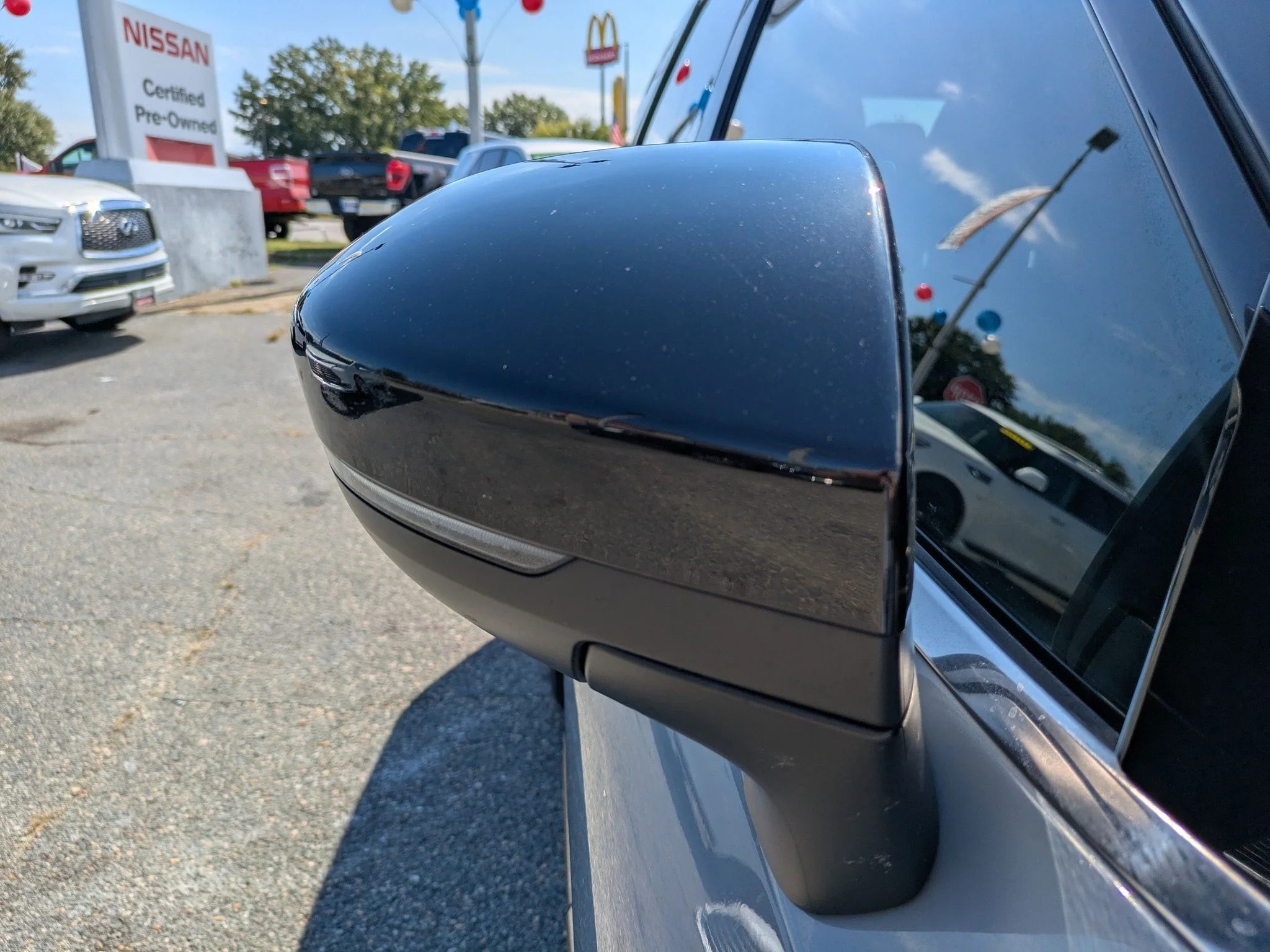 Used 2022 Solid Gray/Super Black Nissan Platinum image 13