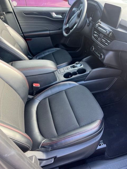 Used 2025 Gray Ford ST-Line image 6