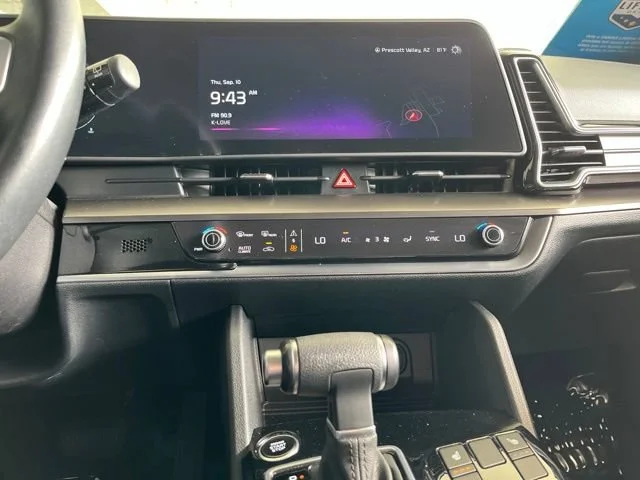 Certified Used 2025 Sapphire Blue Kia EX image 27