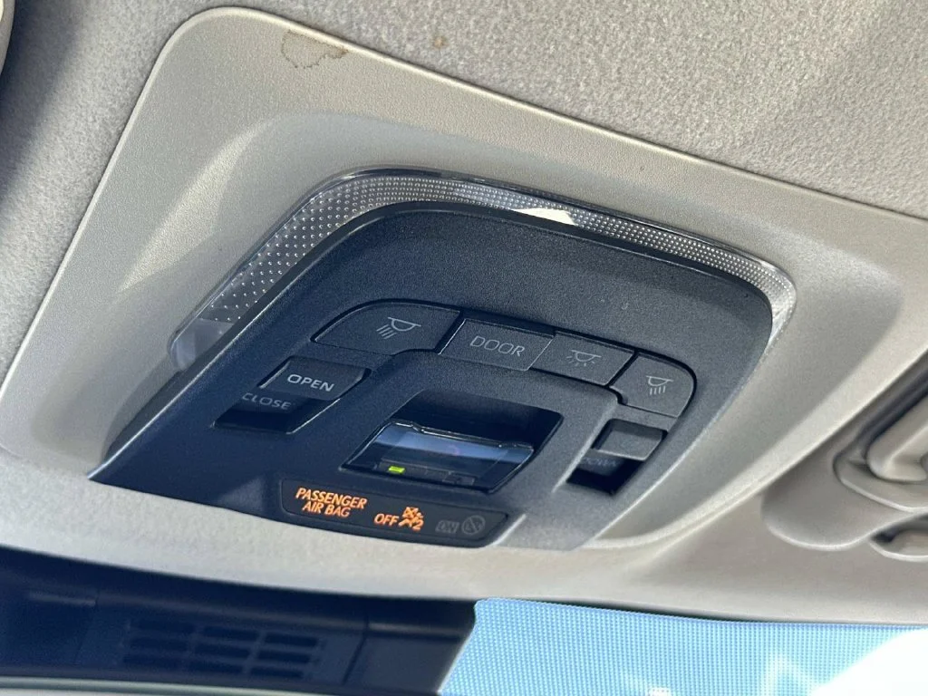 Certified Used 2025  Toyota XLE image 43