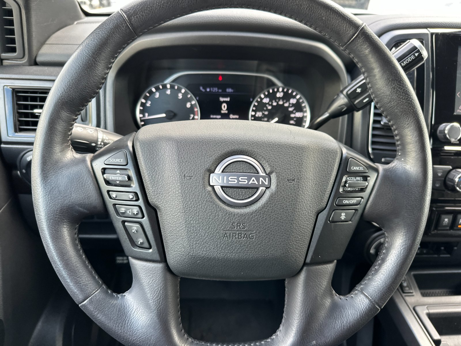 Used 2023 White Nissan SV image 21
