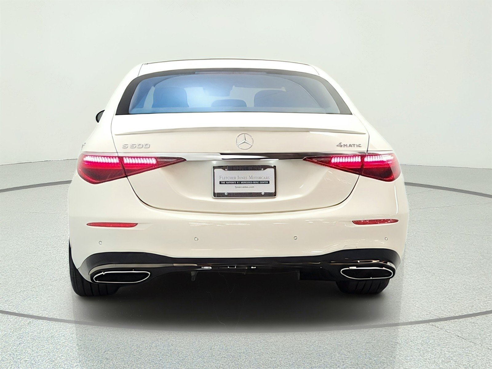 Certified Used 2023 MANUFAKTUR Diamond White Mercedes-Benz S 500 4MATIC® Sedan image 6