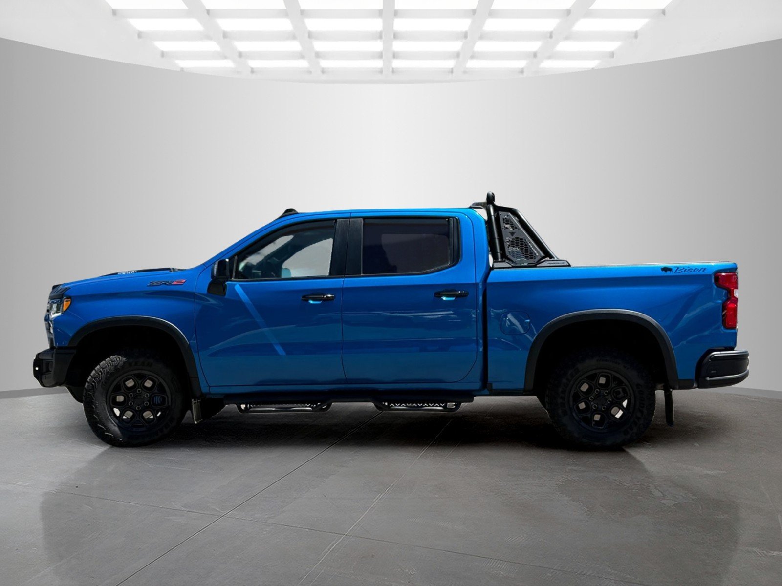 Used 2024 Blue Chevrolet ZR2 image 8