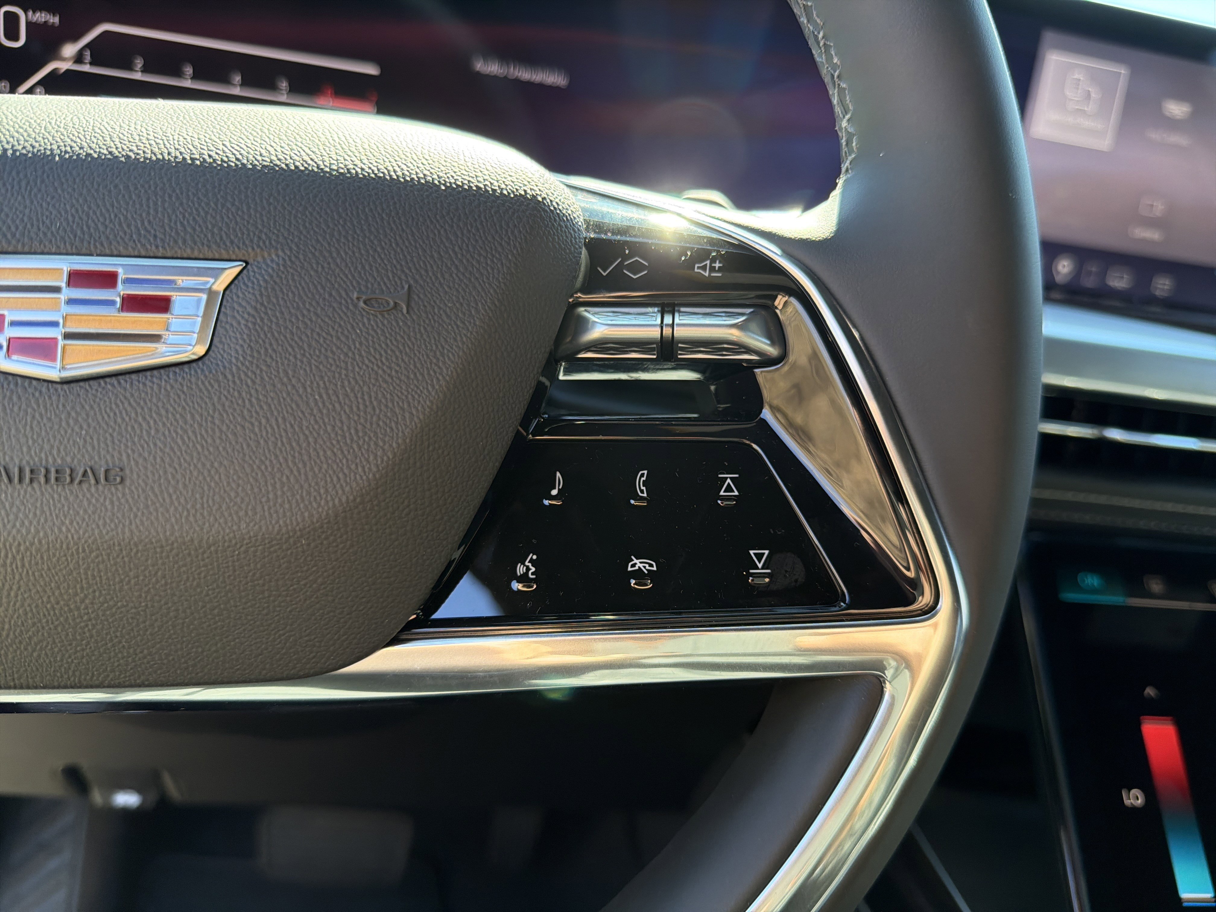 2026 Cadillac Escalade Luxury - Photo 35