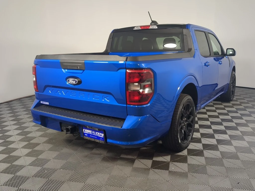 New 2026 Velocity Blue Ford Lobo™ image 9