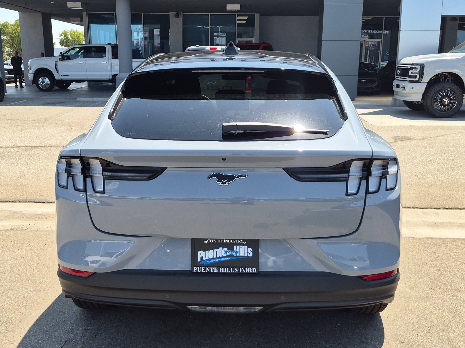 New 2026 Glacier Gray Metallic Tri-coat Ford Premium image 5