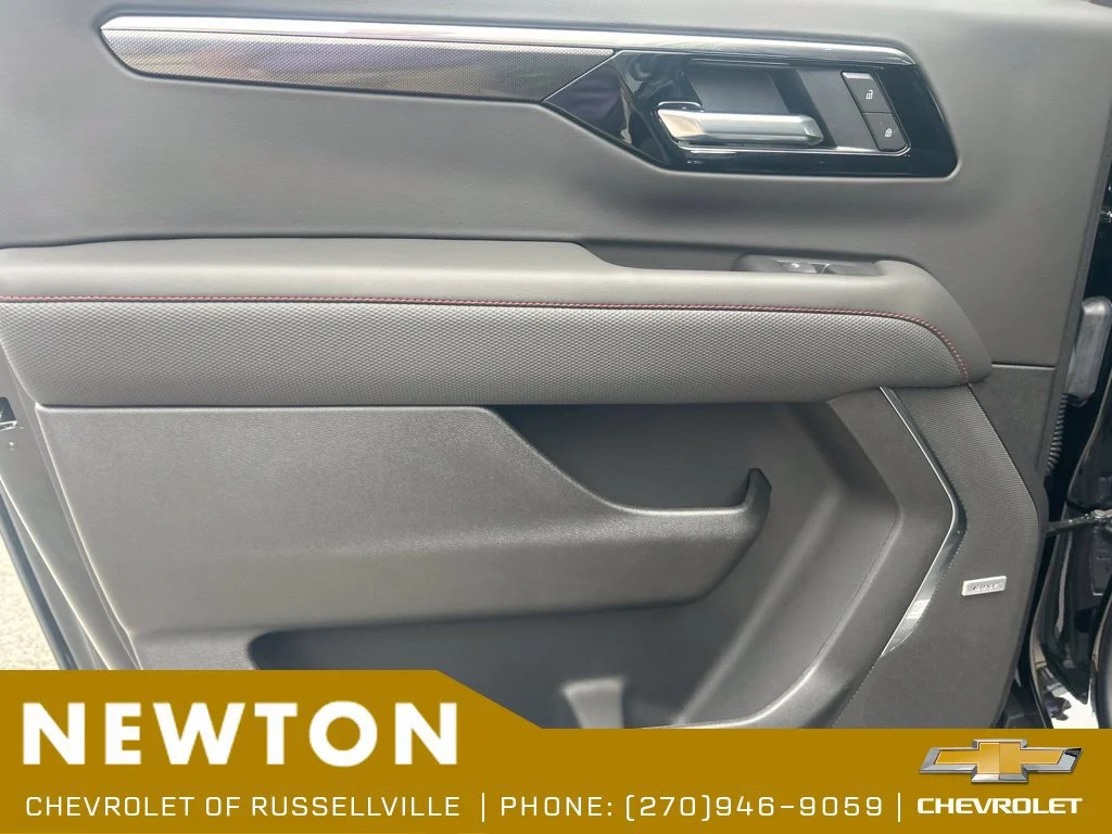 2026 Chevrolet Suburban RST - Photo 36