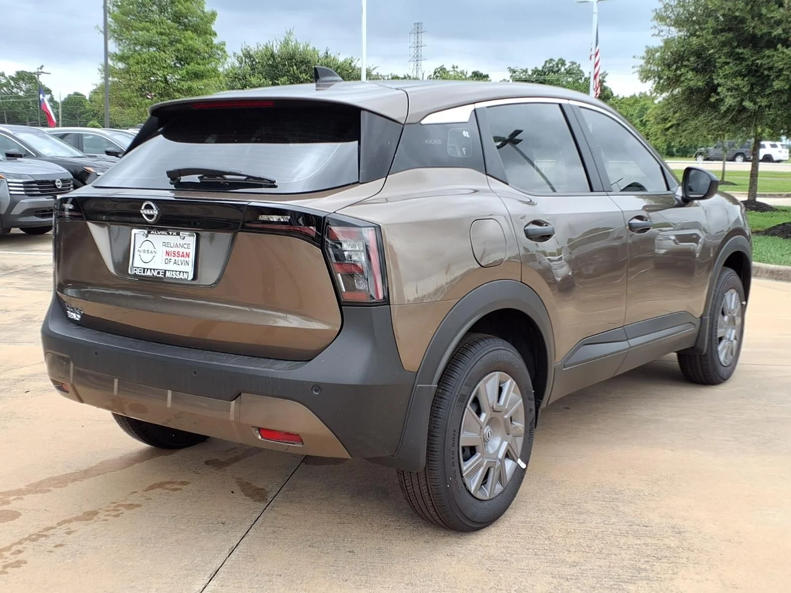 New 2026 Canyon Bronze Metallic Nissan S image 4