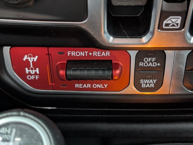 Used 2021 White Jeep Unlimited Rubicon 392 image 23