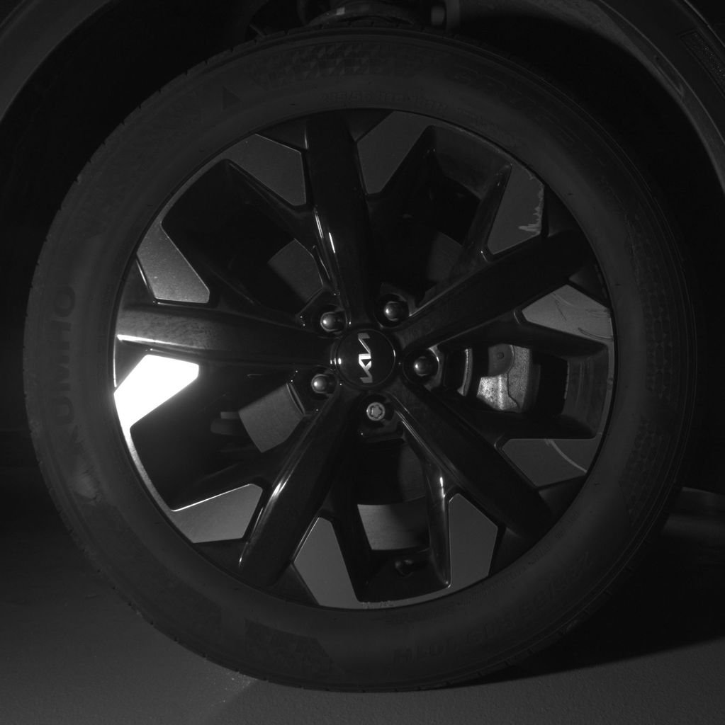 Used 2023 Gray Kia X-Line image 9
