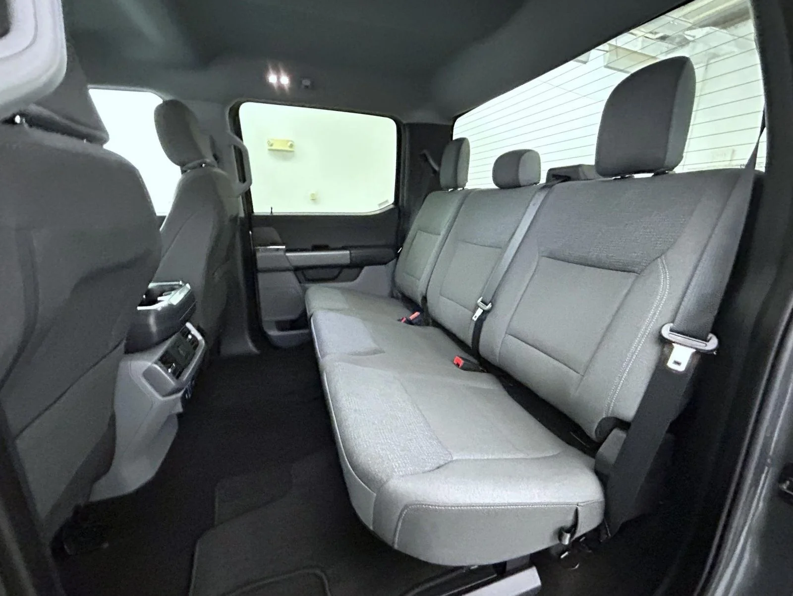 Used 2025 Gray Ford XLT image 19