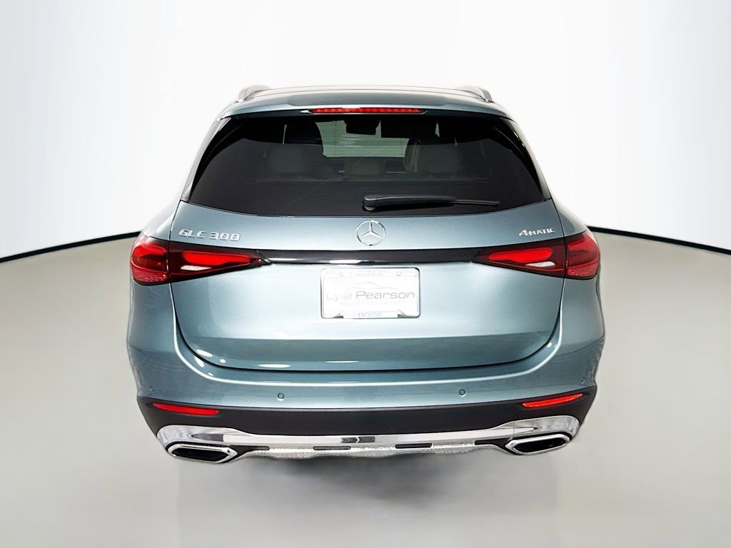New 2026 Verde Silver Metallic Mercedes-Benz GLC 300 image 59