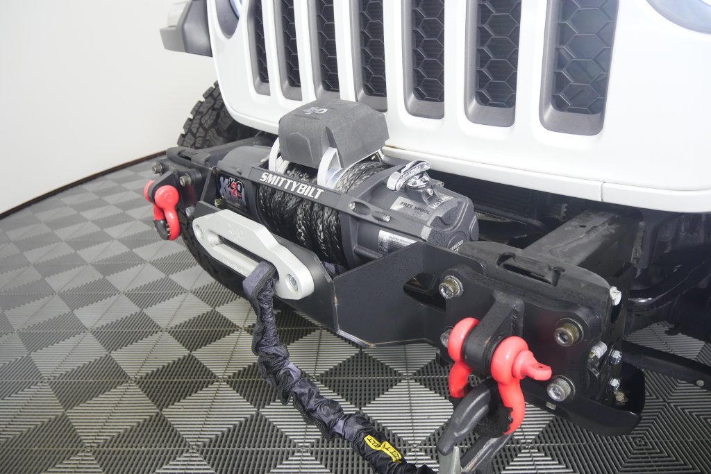 Used 2021 Bright White Clearcoat Jeep Rubicon image 12