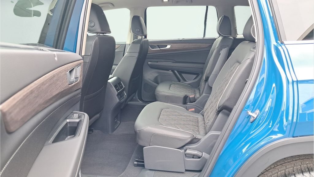 New 2026 Blue Volkswagen 2.0T SEL Premium R-Line image 13