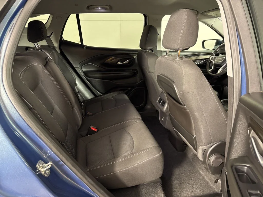 Used 2024 Blue GMC SLE image 18