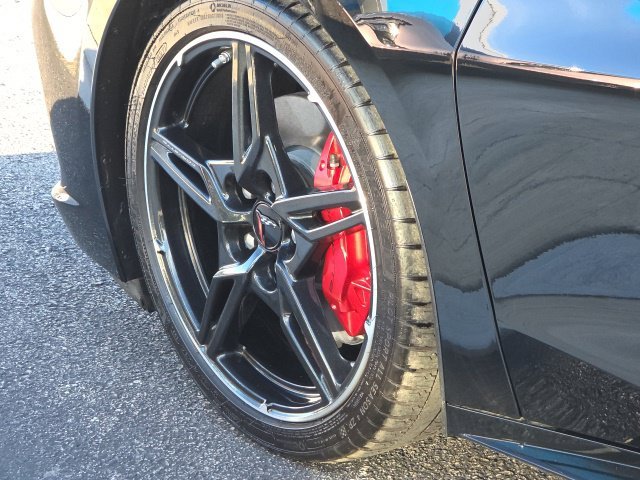Used 2020 Black Chevrolet Stingray image 12