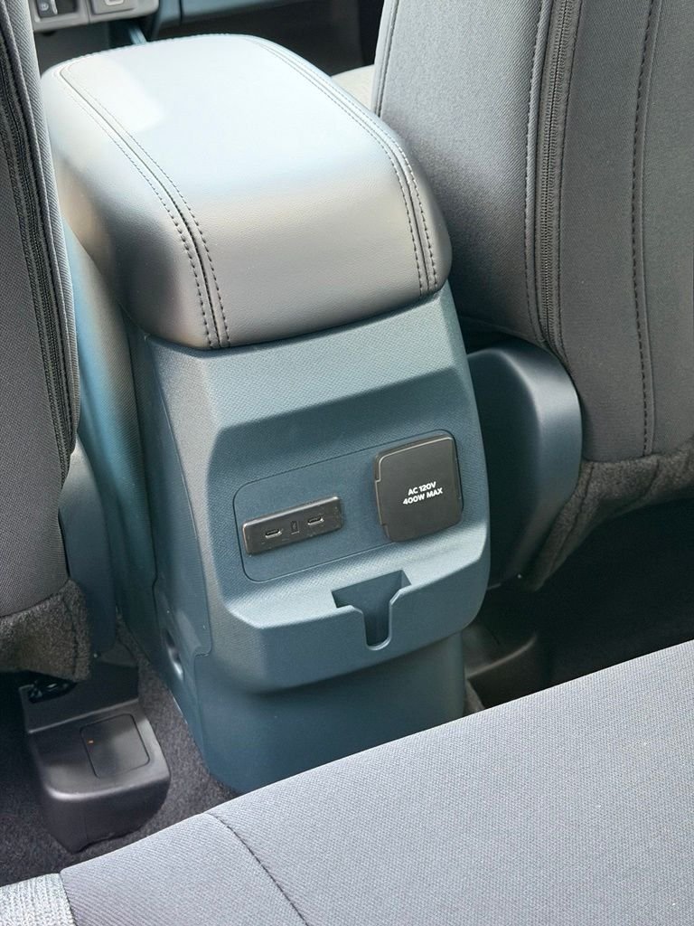 New 2026 Shadow Black Ford XLT image 9