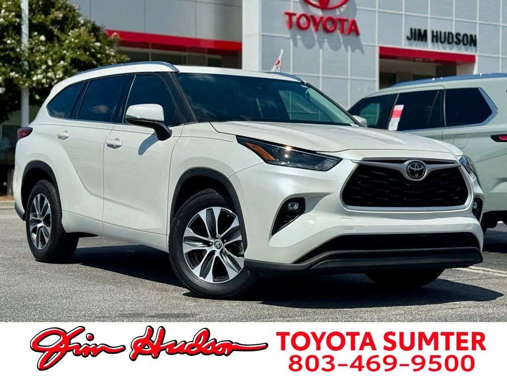 Certified Used 2021 White Toyota XLE image 1