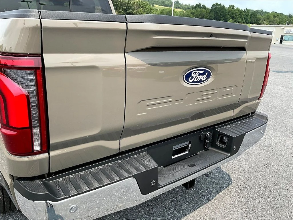 New 2026 Marsh Gray Ford Lariat® image 9