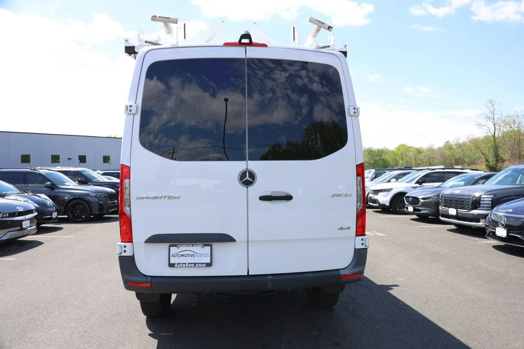 Used 2022 Arctic White Mercedes-Benz 2500 Standard Roof V6 144