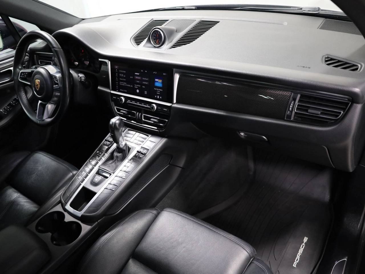 Used 2020 Vulcano Gray Metallic Porsche Macan image 6