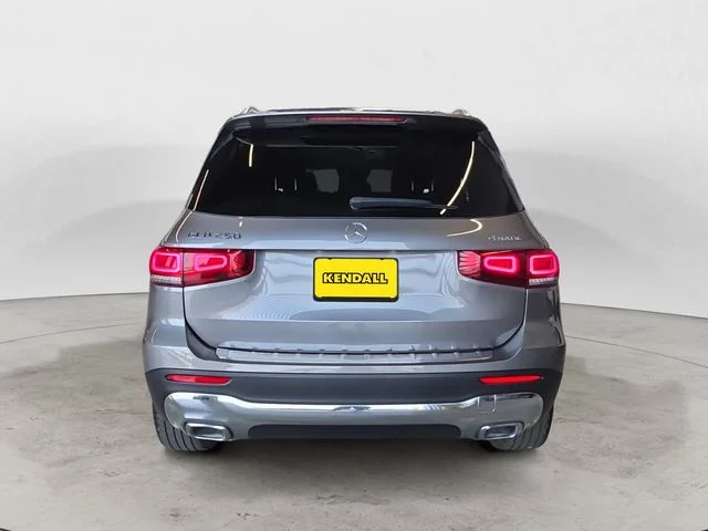 Used 2021 Gray Mercedes-Benz GLB 250 image 6