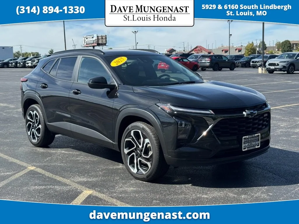 Used 2025 Black Metallic Chevrolet 2RS image 1